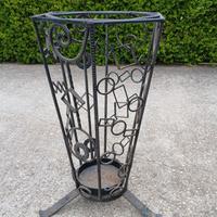 Originale portaombrelli antivento in ferro battuto