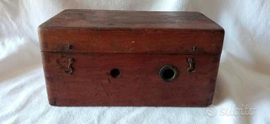 Scatola in Legno del 1862 per Magnetoterapia