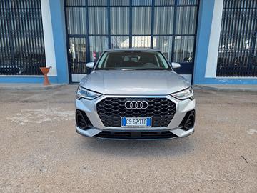 Audi Q3 35 TDI S tronic Business