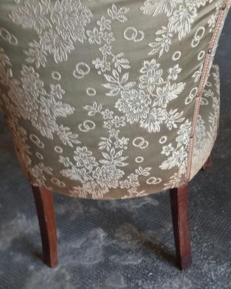 poltrona da restaurare