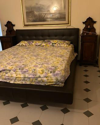 Letto king size in pelle PRESOTTO