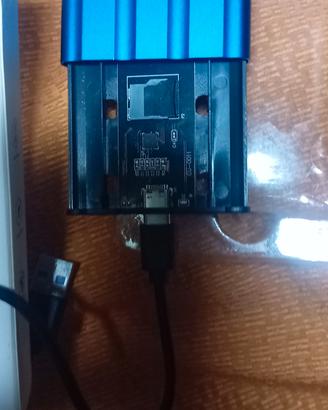   1) SSD   da 2tb  espandibili a 4tb