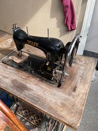 Macchina da cucire pfaff 31