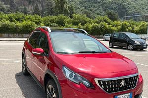 Peugeot 2008 - diesel - automatica