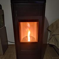 Stufa a pellet nobis AV10 PLUS