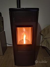 Stufa a pellet nobis AV10 PLUS