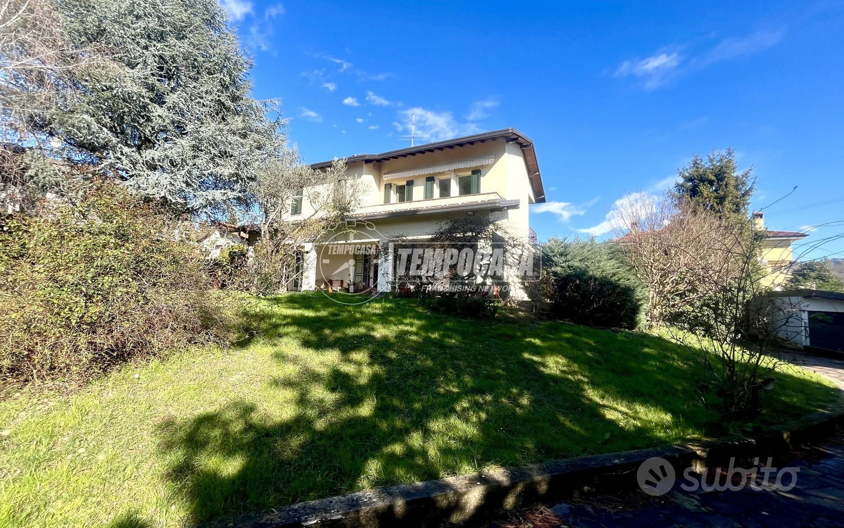 ESCLUSIVA VILLA SINGOLA A MOZZO - Vista 3