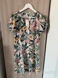 Abito estivo con fiori