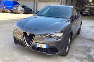 Alfa Romeo Stelvio 2.2 TD 160 CV SUPER AT8 FARI MA