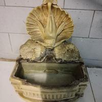  Fontana decorativa da parete.