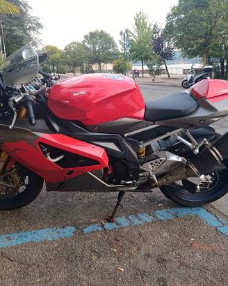 RSV 1000R