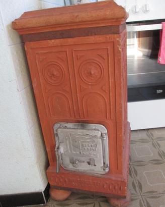 Stufa in cotto d’argilla Becchi Forlì