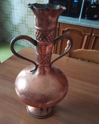 vaso in rame martellato vintage 