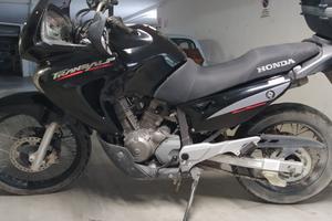 Honda Transalp 650 anno 2005