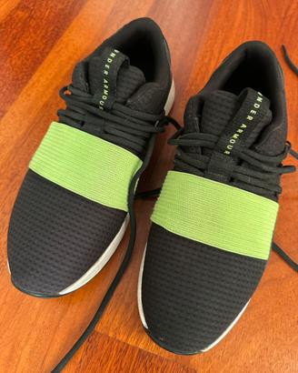 scarpe  sportive undearmour 40