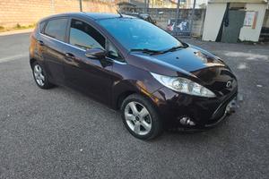 FORD FIESTA 1.4 GPL Neopatentati 