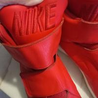 Scarpe Nike rosse