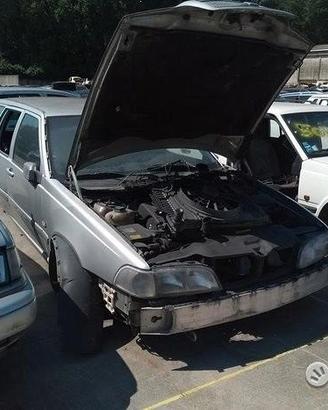 Volvo V70 1999 SW Demolita - Per Ricambi