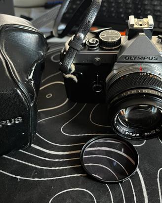 Olympus OM-2 con 50 1.4 - da usare!