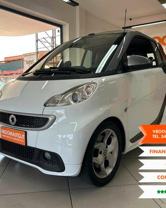SMART fortwo 2� serie fortwo 1000 52 kW MHD cab...