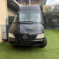 Food truck Mercedes sprinter