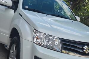 SUZUKI GRAND VITARA 64000km per NEOPATENTATI 