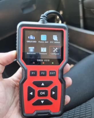 Scanner OBD2 diagnostica auto lettore errori