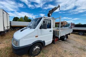 Iveco daily 35 / 10 turbo cassone fisso e gru