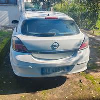 Opel Astra GTC 1.7 CDTI Cosmo – Marciante – Da Sis