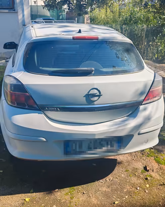 Opel Astra GTC 1.7 CDTI Cosmo – Marciante – Da Sis