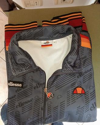 felpa marca Ellesse taglia L regular