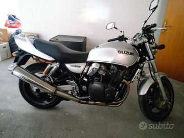 Suzuki 750