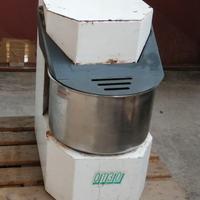 IMPASTATRICE PROFESSIONALE