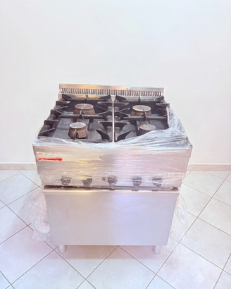 Cucina a gas Mareno a 4 fuochi con forno in inox