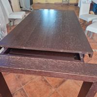 tavolo in legno 