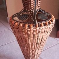 Vaso in vimini e ferro anticato