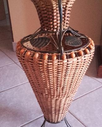 Vaso in vimini e ferro anticato