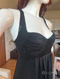 Abito Amy Gee nuovo. Mai stato indossato