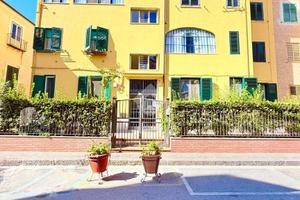 5 LOCALI A VIETRI SUL MARE