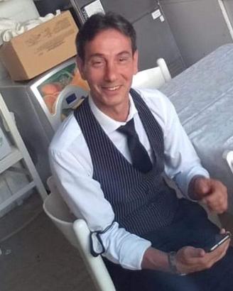 Cameriere esoerto fisso serale o stagionale hotel