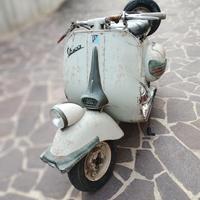 Piaggio Vespa 125 (VN) - 1956