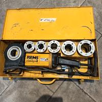 Attrezzatura per l' edilizia in buono stato