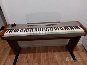 Tastiera Orla Stage Player con mobile in legno