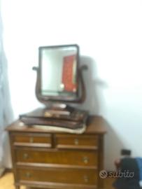 Specchiera