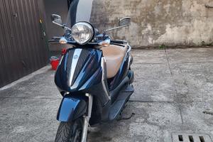 Piaggio Beverly 125  tagliandato e revisionato