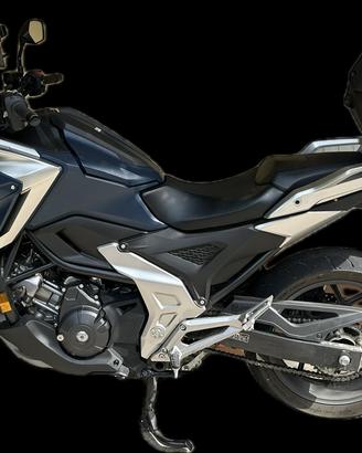 Honda NC750X DCT  2024