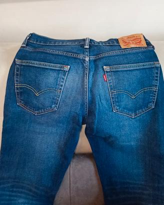 Levis 514