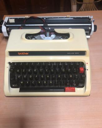 Macchina da scrivere