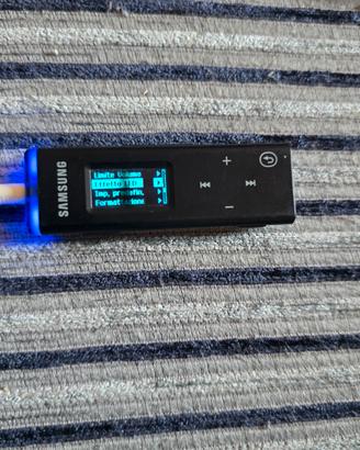 samsung yp u3 4GB