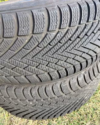 4 Gomme invernali  Pirelli winter 235/55 R19 105V